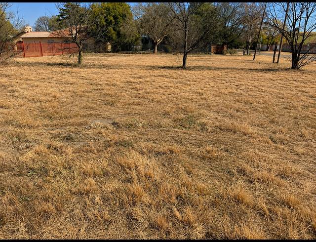 1,952M² VACANT LAND FOR SALE IN HENLEY ON KLIP